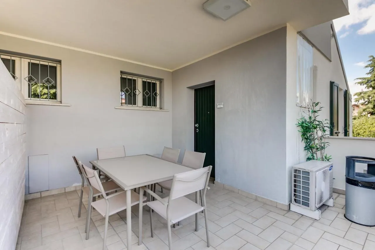 Casa Bonotto Apartment Desenzano del Garda Italy